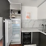 شقة Big Studio, Just Renovated, Great Views, With Free Parking *